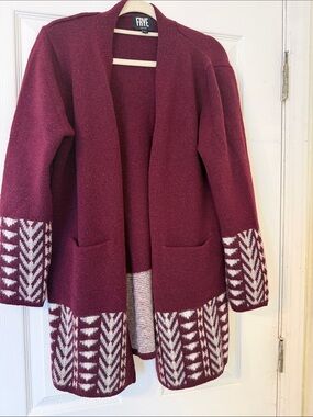 FRYE Burgundy Open-Front Cardigan with White Geometric Trim size L